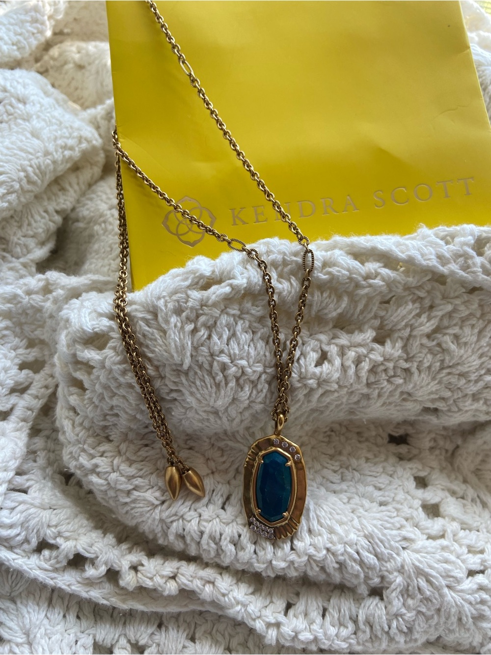 Kendra Scott Gold Teal Blue Crystal Long Adjustable Statement Necklace - Picture 2 of 6